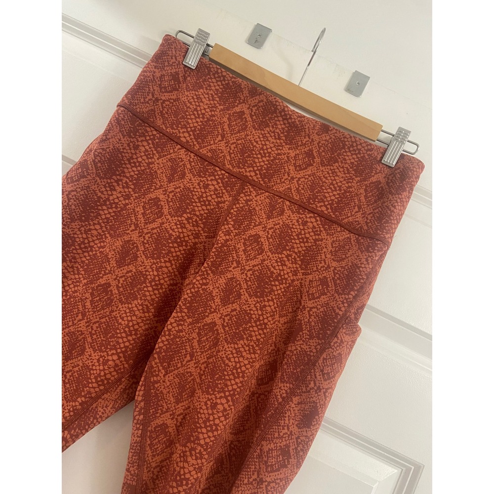Athleta Ultimate 7/8 Tight Leggings 1X Orange Snakeskin Print High Rise Pockets